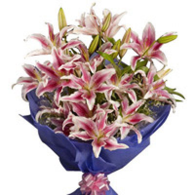 Valentine's Day Flowers to Hyderabad